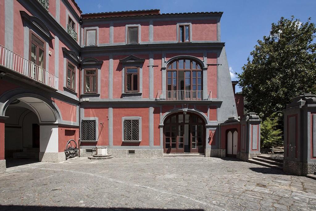 Palazzo Caracciolo Hotel Meta Exterior photo